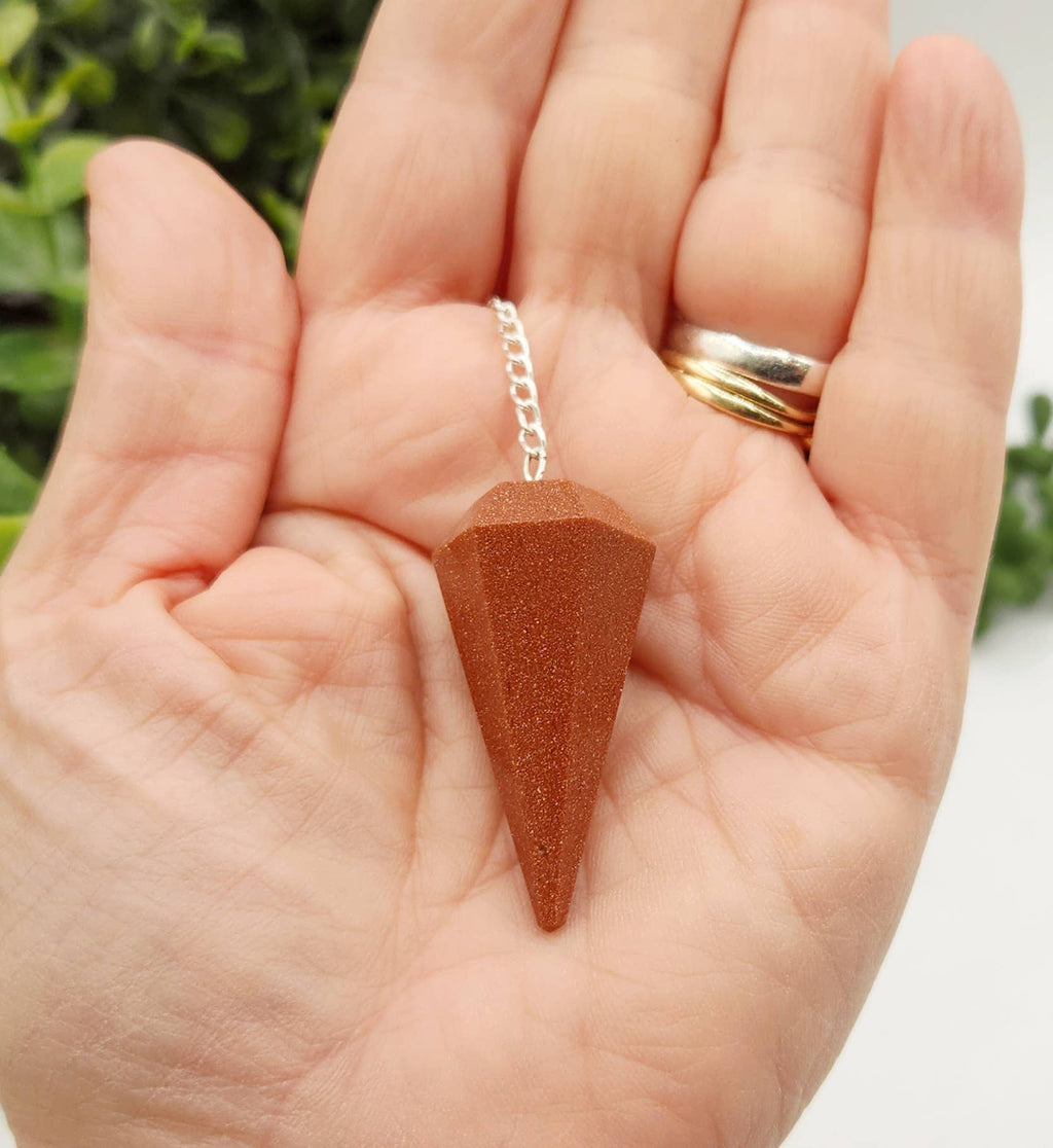 Goldstone Pendulum w/Silver Plated Chain and Clear Quartz